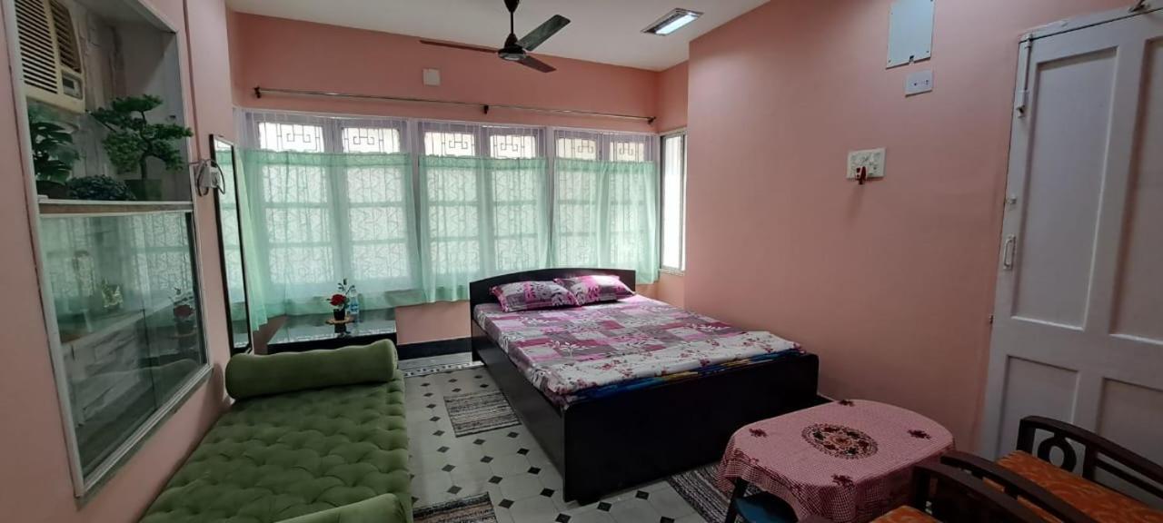 A Home Away From Home Kolkata Ngoại thất bức ảnh