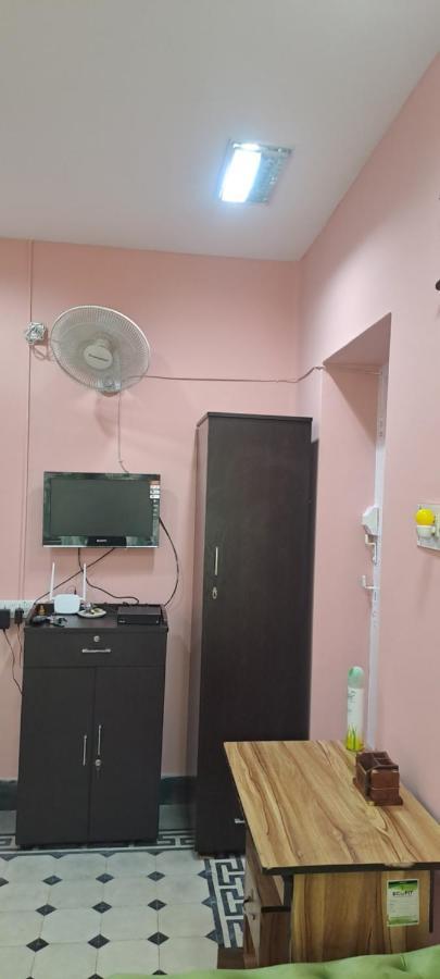A Home Away From Home Kolkata Ngoại thất bức ảnh