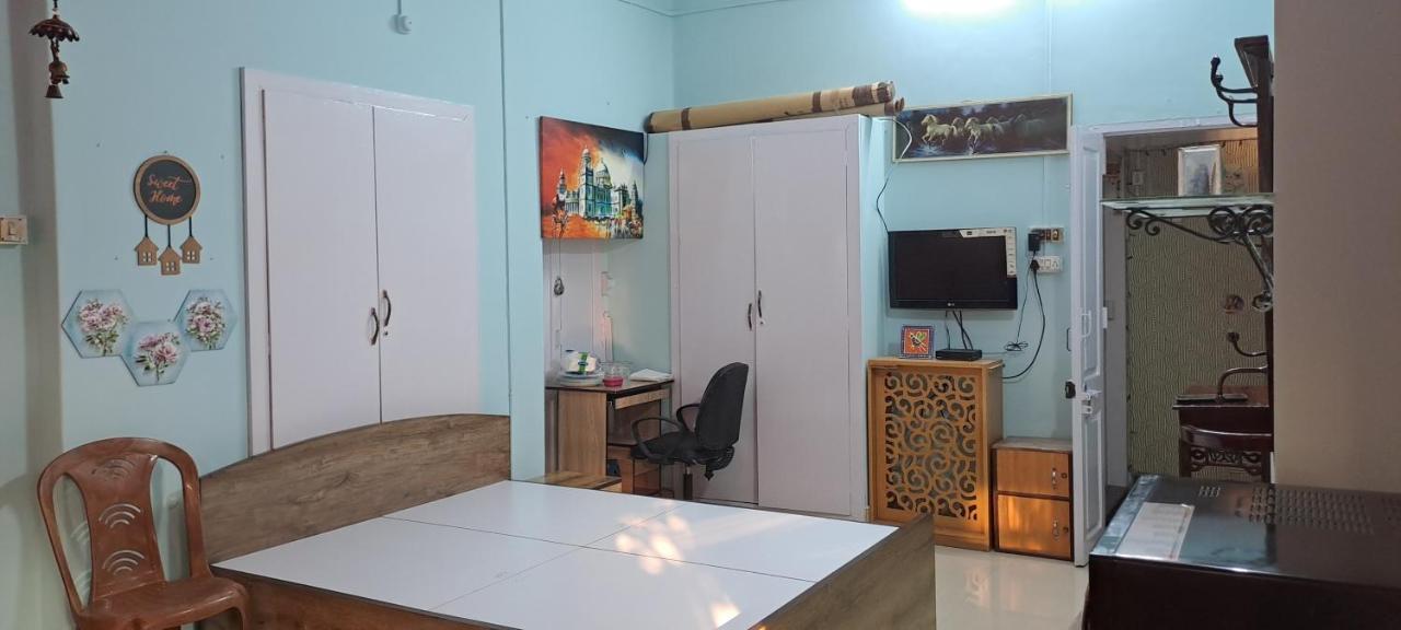 A Home Away From Home Kolkata Ngoại thất bức ảnh