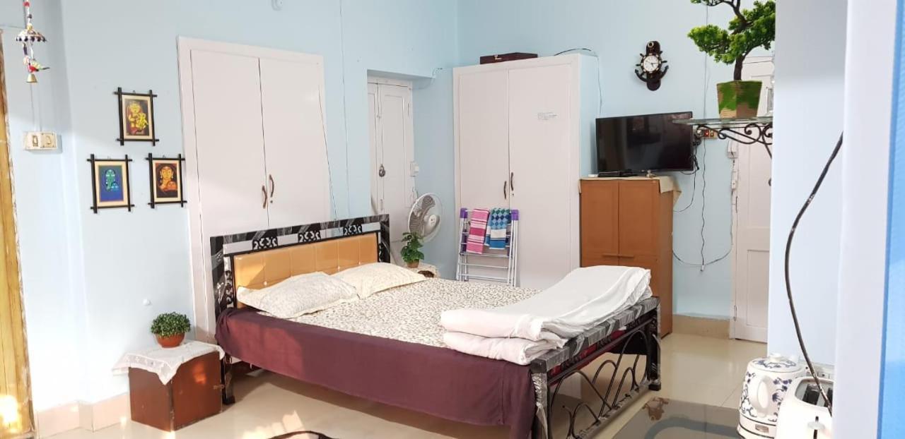 A Home Away From Home Kolkata Ngoại thất bức ảnh